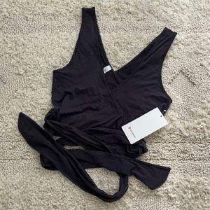 Lululemon Twist Me Up Crop Tank